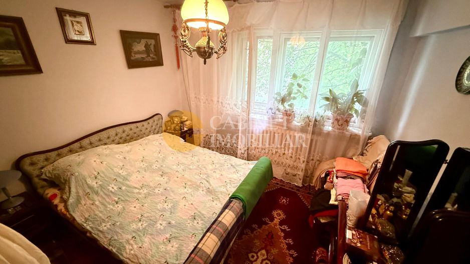 Apartament cu 3 Camere, 2 Bai - Etaj 3 - Zona Podu Ros - Poză 4