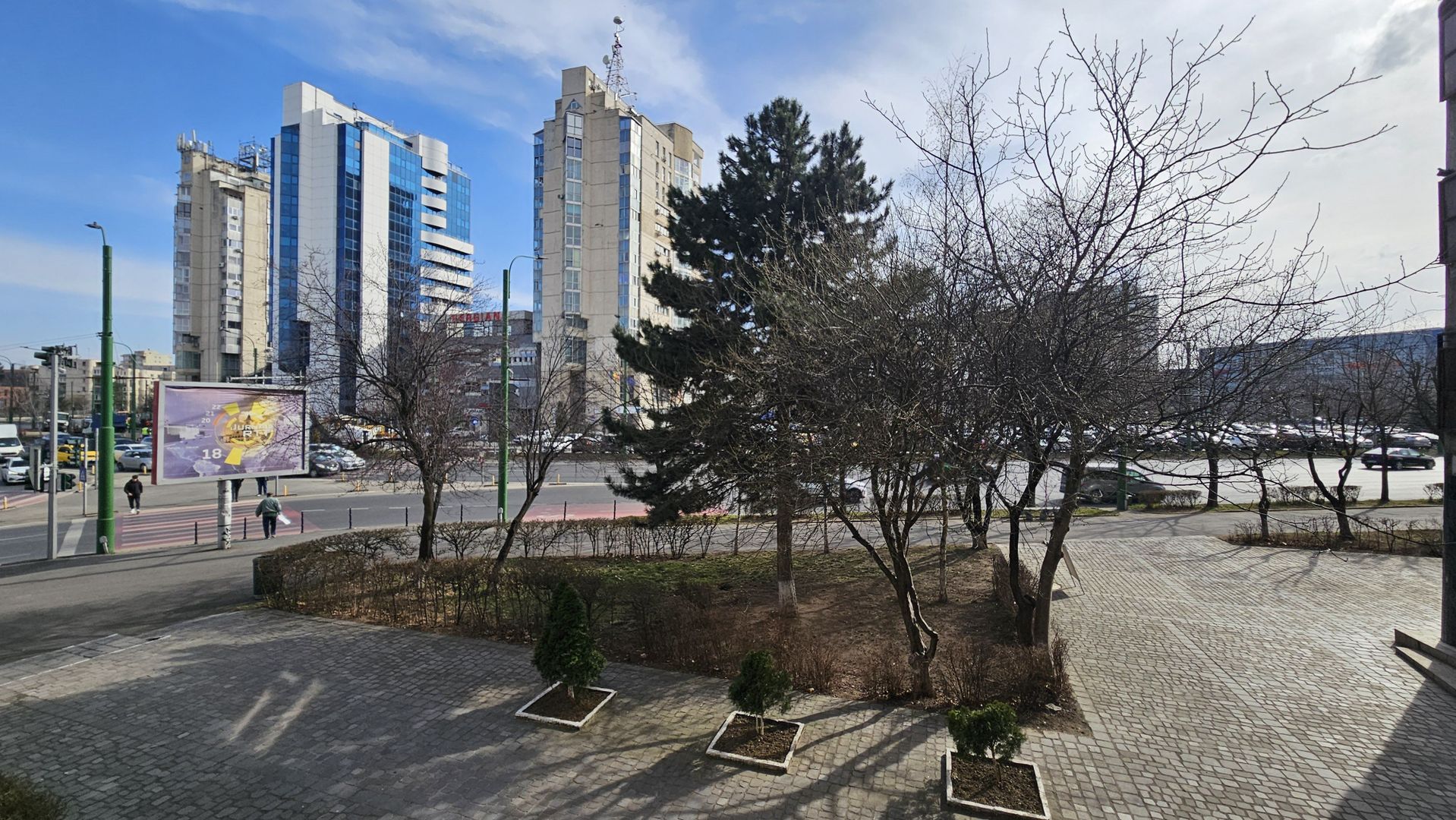 Zona Afi-Camera de comert apartament 3 camere etaj 1 - Poză 1