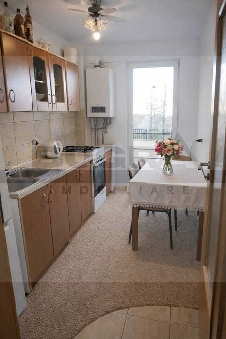 Apartament 42 mp, finisat, balcon, zona Iulius Mall - Poză 3