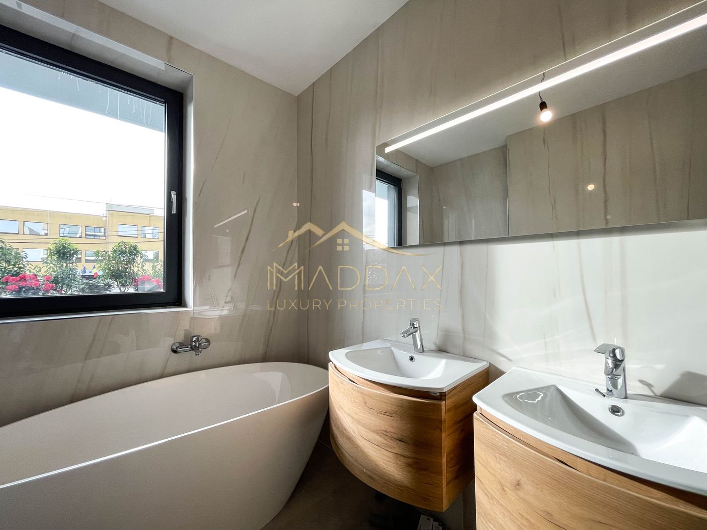 2 Rooms 100 sqm / high ceiling ***LUX***First Rent***/ Floreasca / 2 Parking - Poză 19