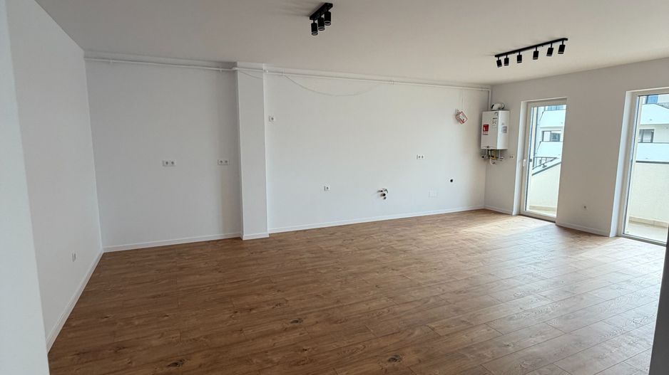Apartament două camere, finisat nou, zona Eroilor - Poză 1