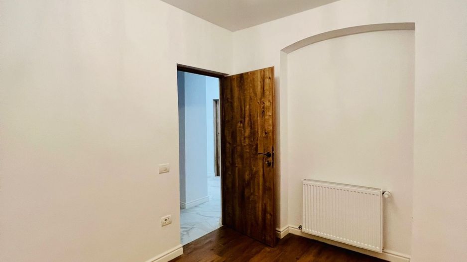 Birouri sau cabinete de Lux în Armenească - Poză 24
