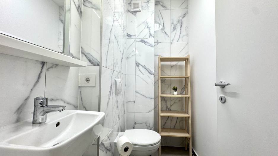 3 camere modern, vedere panormica spre pădurea verde, zona Lipovei - Poză 17