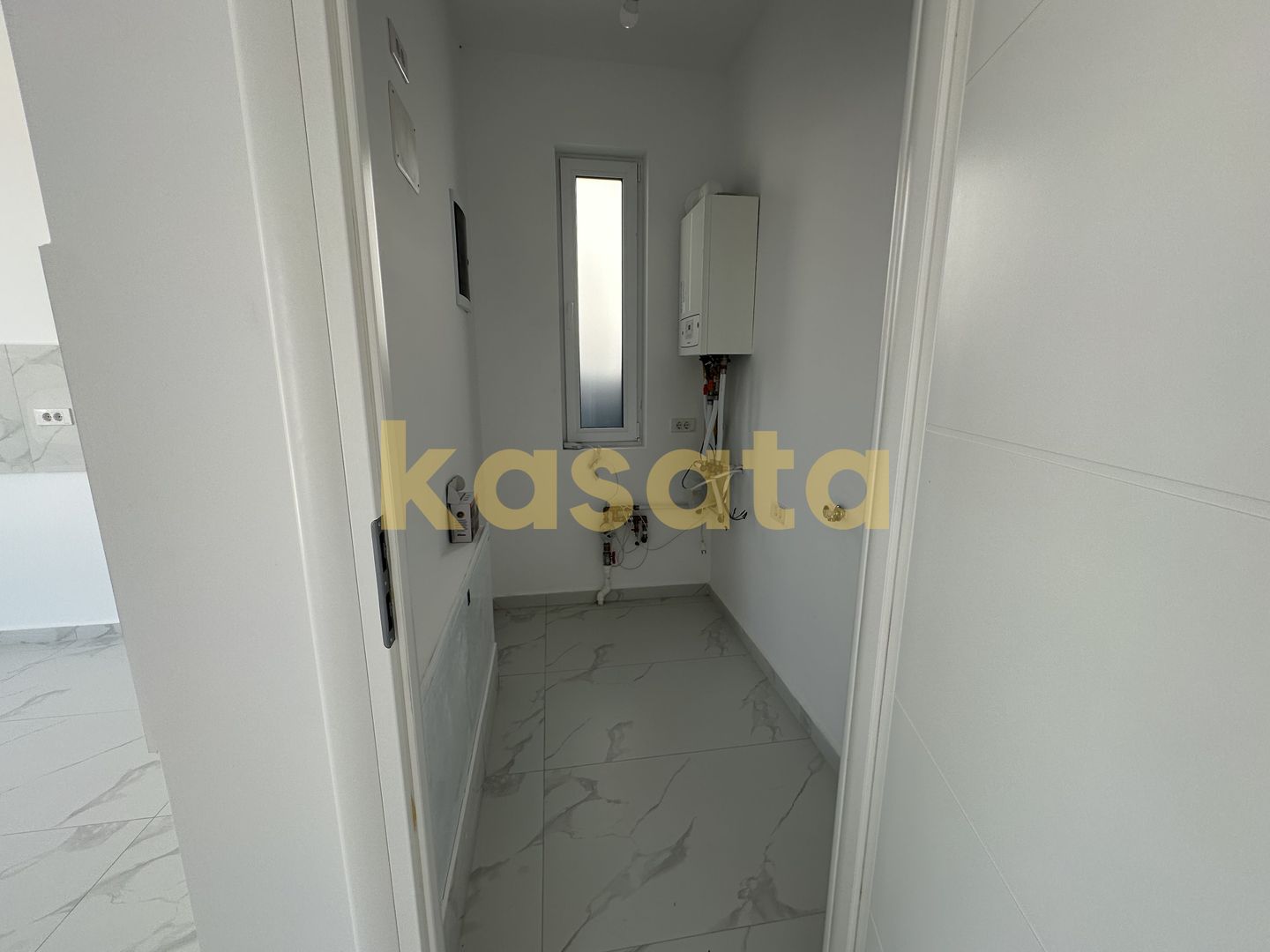 Casă pe parter | 4 camere | Domnești 🏡 - Poză 7