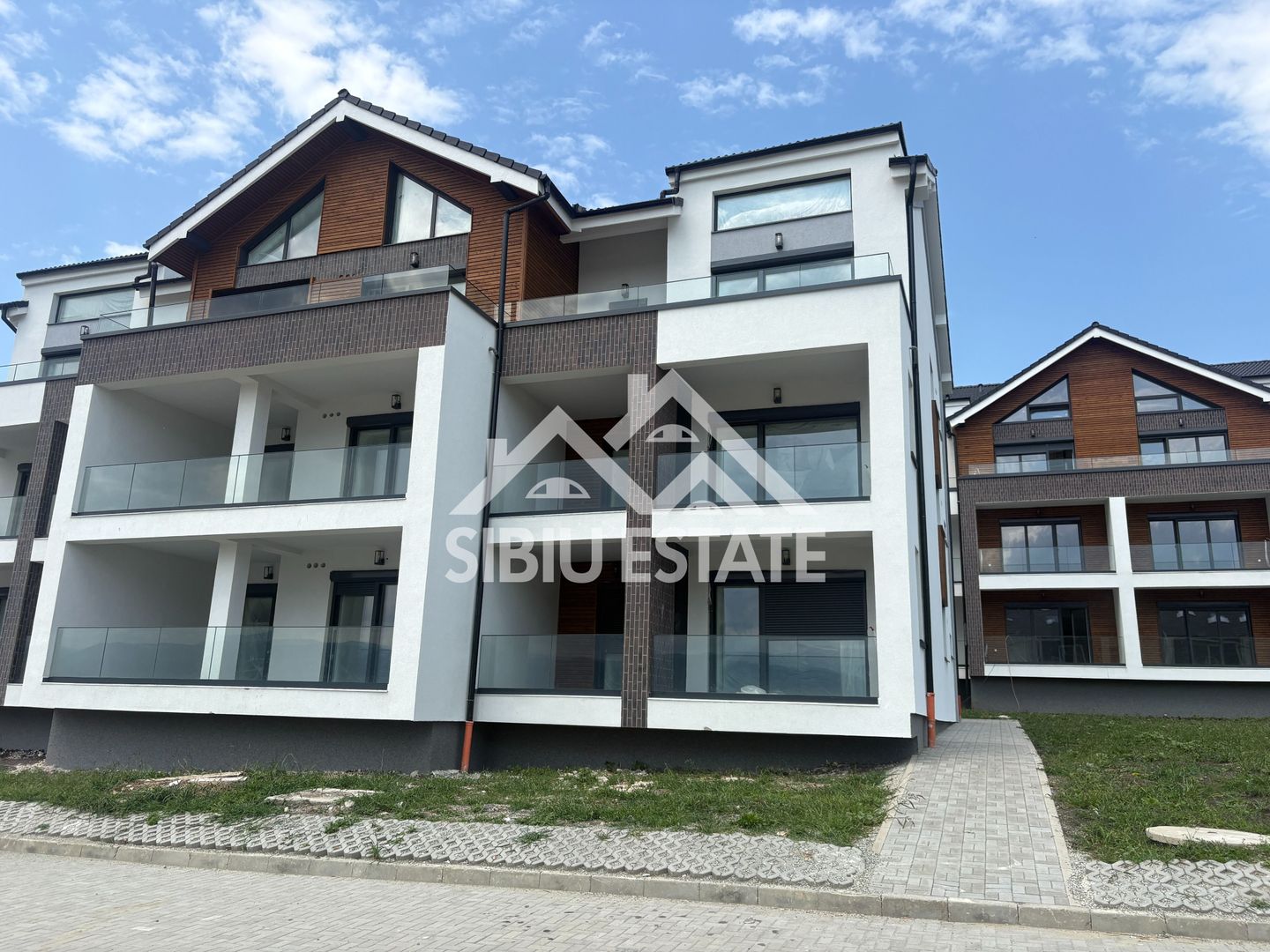 Apartament 2 camere, 54 mp + balcon 6 mp,la 10 min de centrul Sibiului - Poză 7