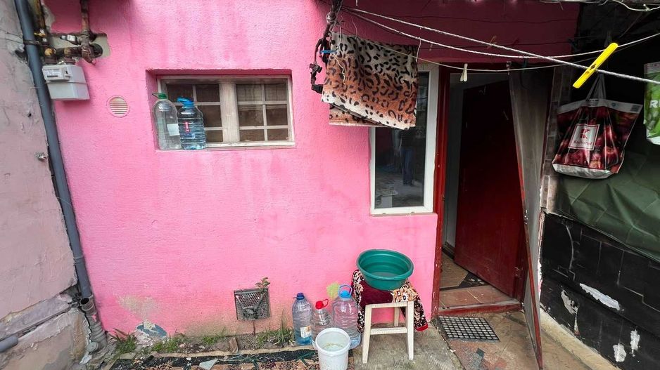 BRASADAS vinde garsoniera pe Ostrovului 25mp la parter. - Poză 7