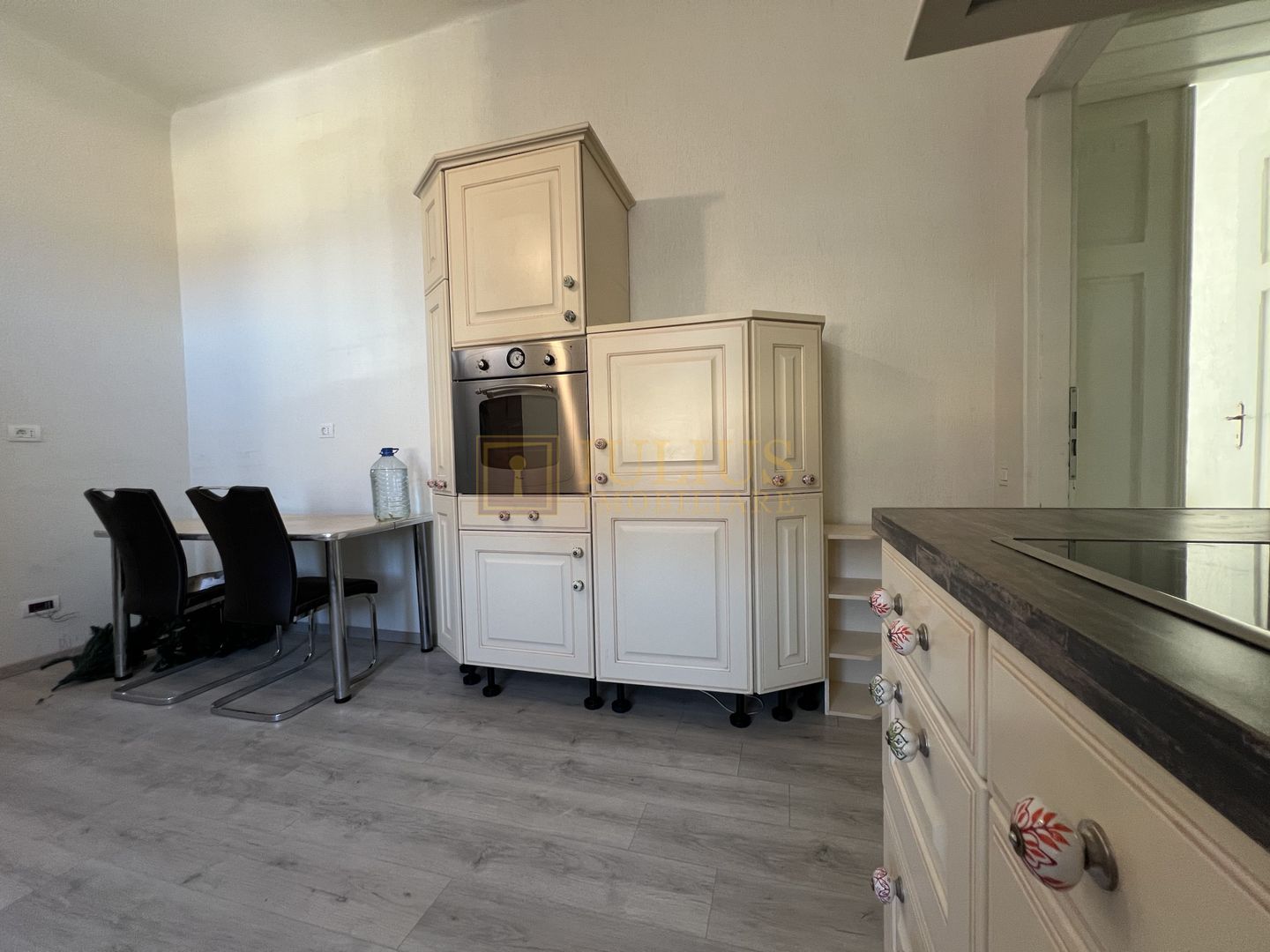 Iosefin; centrala proprie, mobilat modern. - Poză 6