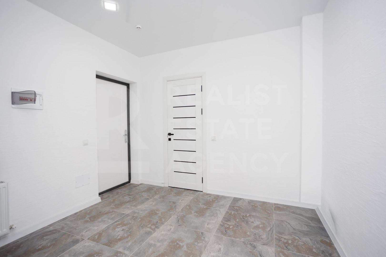 Chirie apartament cu 2 camere, str. Nicolae Testemitanu, Centru - Poză 11