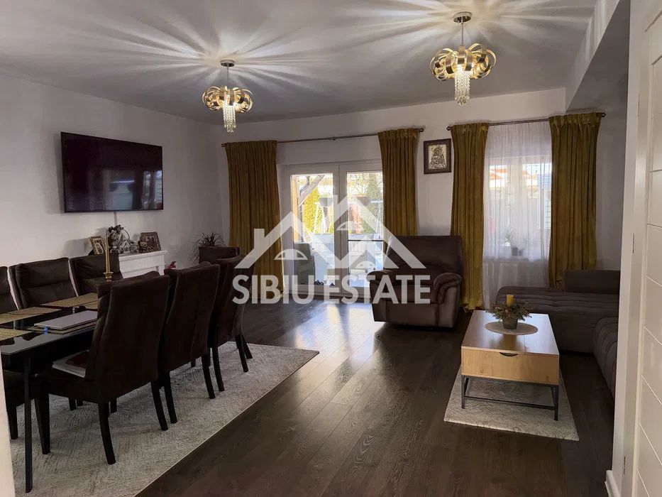 Casa 4 Camere 2 Bai Balcon si Terasa 21mp, mobilata si utilata - Poză 2