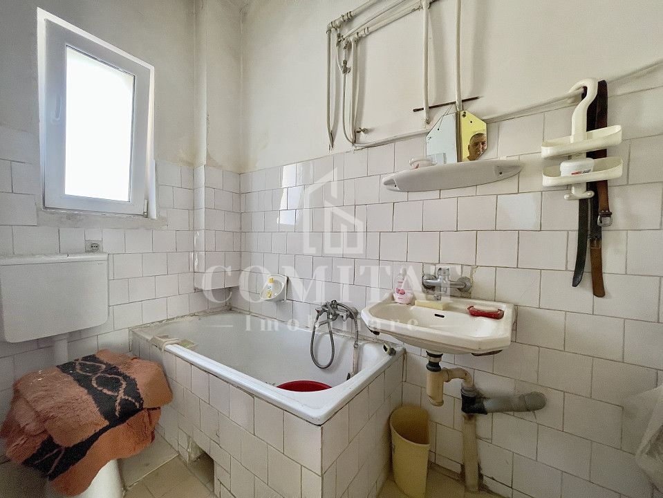 Casă individuală la preț foarte bun cartier Dâmbul Rotund - Poză 5