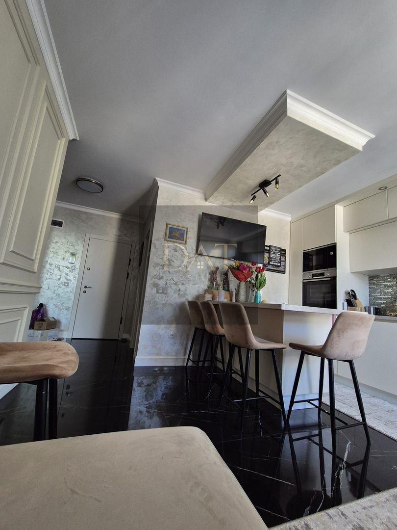 Apartament cu 3 camere, la cheie, garaj inclus, Beta Residence - Poză 1