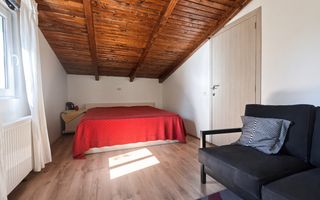 Casa de vacanta 150 mp, teren 1800 mp, zona Marisel - Poză 8