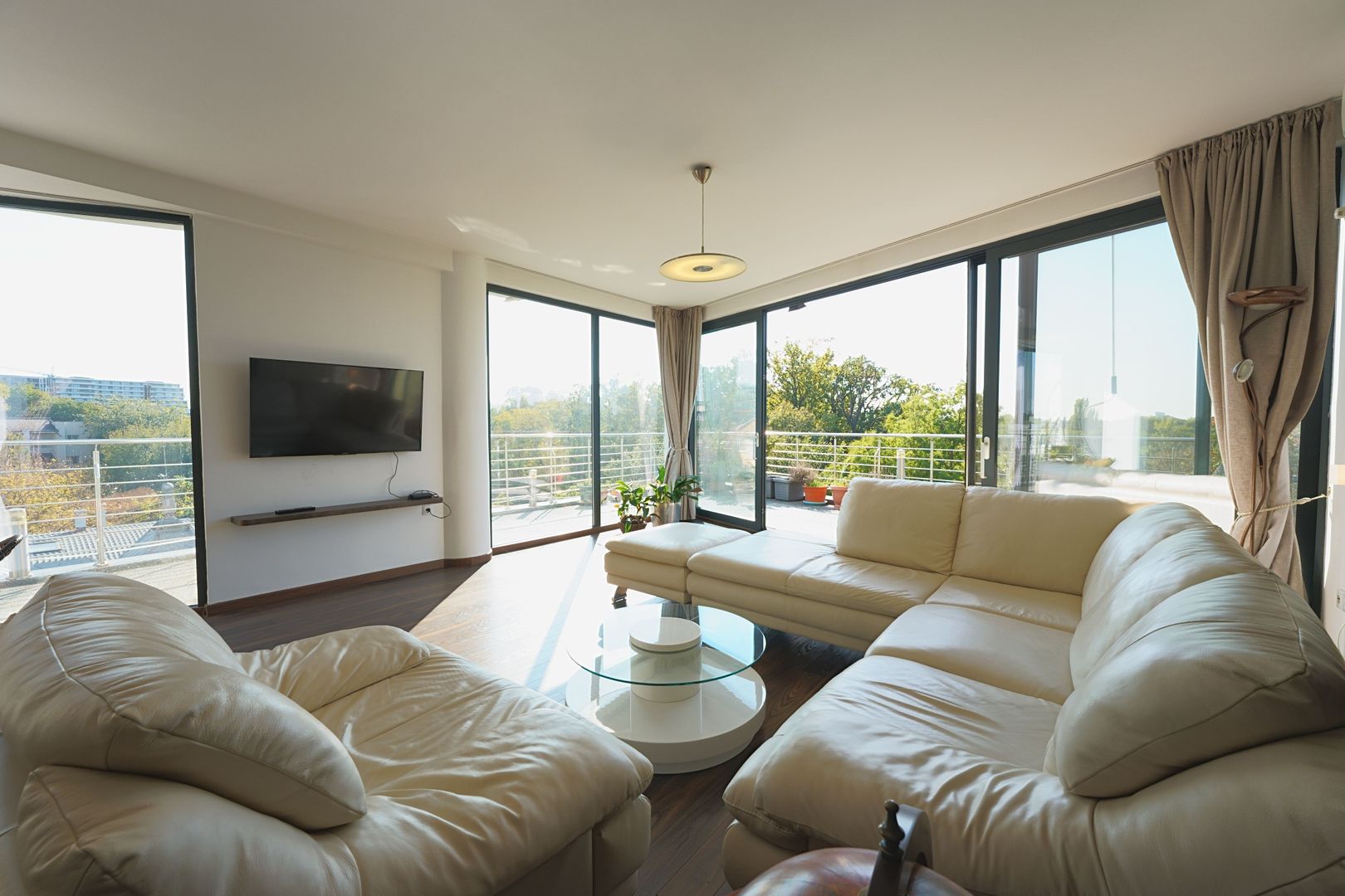 Panoramic View to Herastrau Lake, 5 rooms apartment - Poză 14