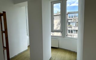 Garsoniera spatioasa de inchiriat, cu boiler in Tei - Poză 5