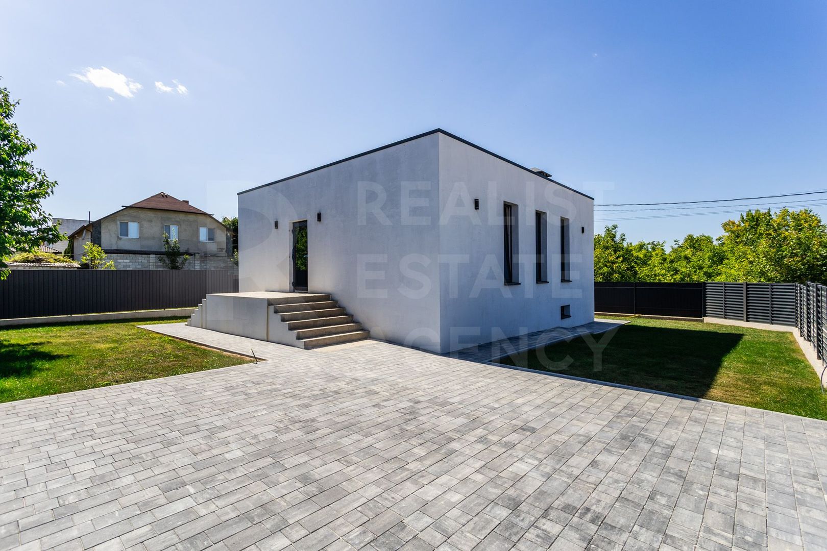 Vânzare,casă Hi-Tech, 3 camere, Porumbeni, raionul Criuleni - Poză 9
