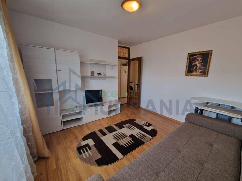 Camera liberă în apartament cu 2 camere decomandate - Poză 2