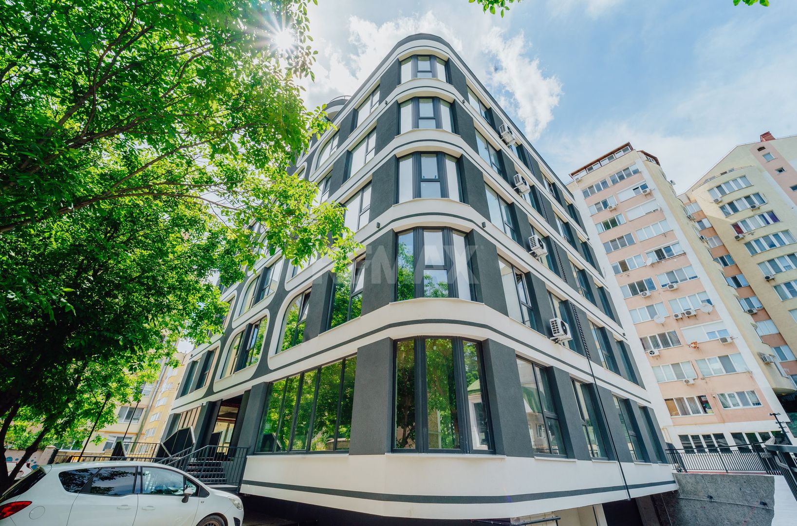 Spațiu comercial 365 m² | Parter integral | Vitrine panoramice | Buiucani - Poză 1