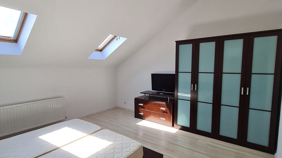 Apartament cu 3 camere de închiriat în zona Odobescu - Poză 24