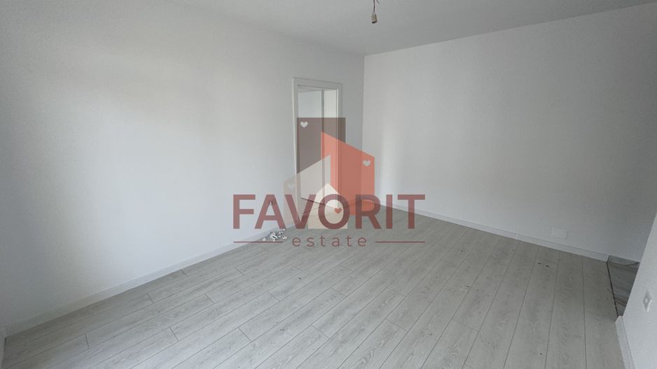 Bloc Nou. TVA 21% inclus in pret. 1 loc de parcare in CF - Poză 1