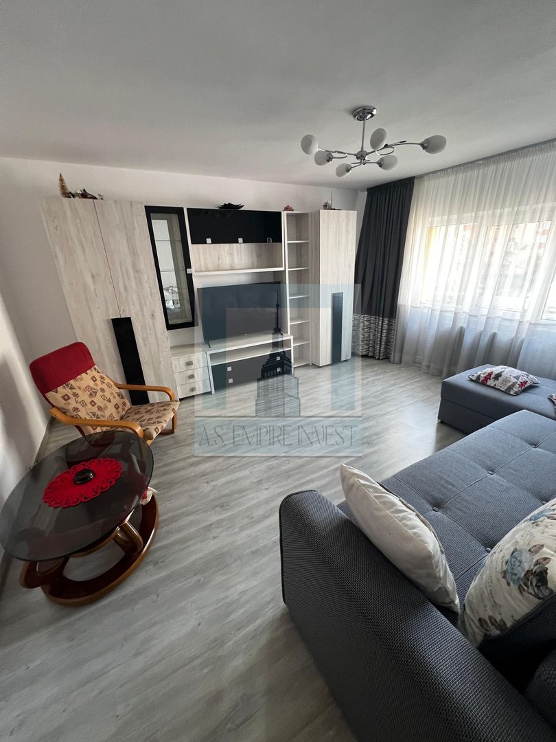 Apartament 3 camere decomandat, 2 bai - zona Racadau - Poză 2