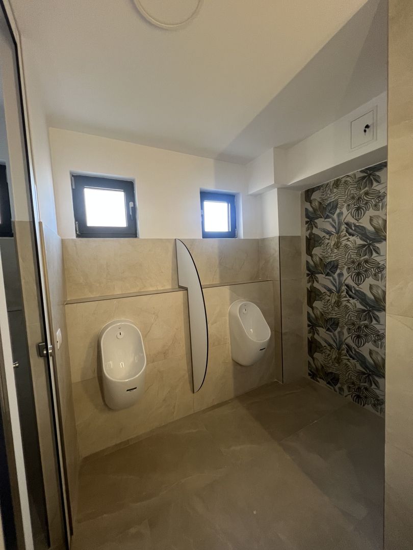 SAD CU VEDERE PANORAMICA - Poză 15