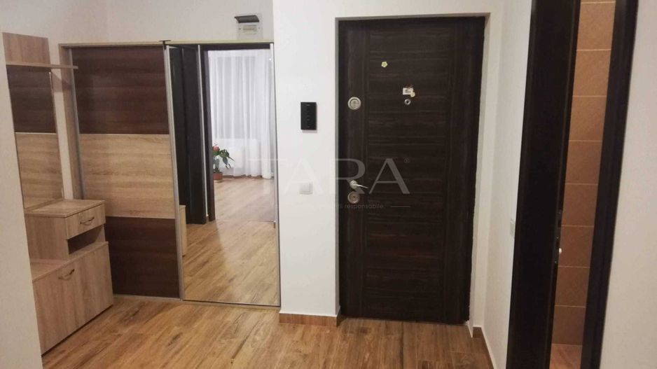 Apartament cu 2 camere și terasă în Europa - Poză 3