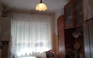BRASADAS vinde ap 2 cam la PARTER zona Spitalul Judetean. - Poză 8
