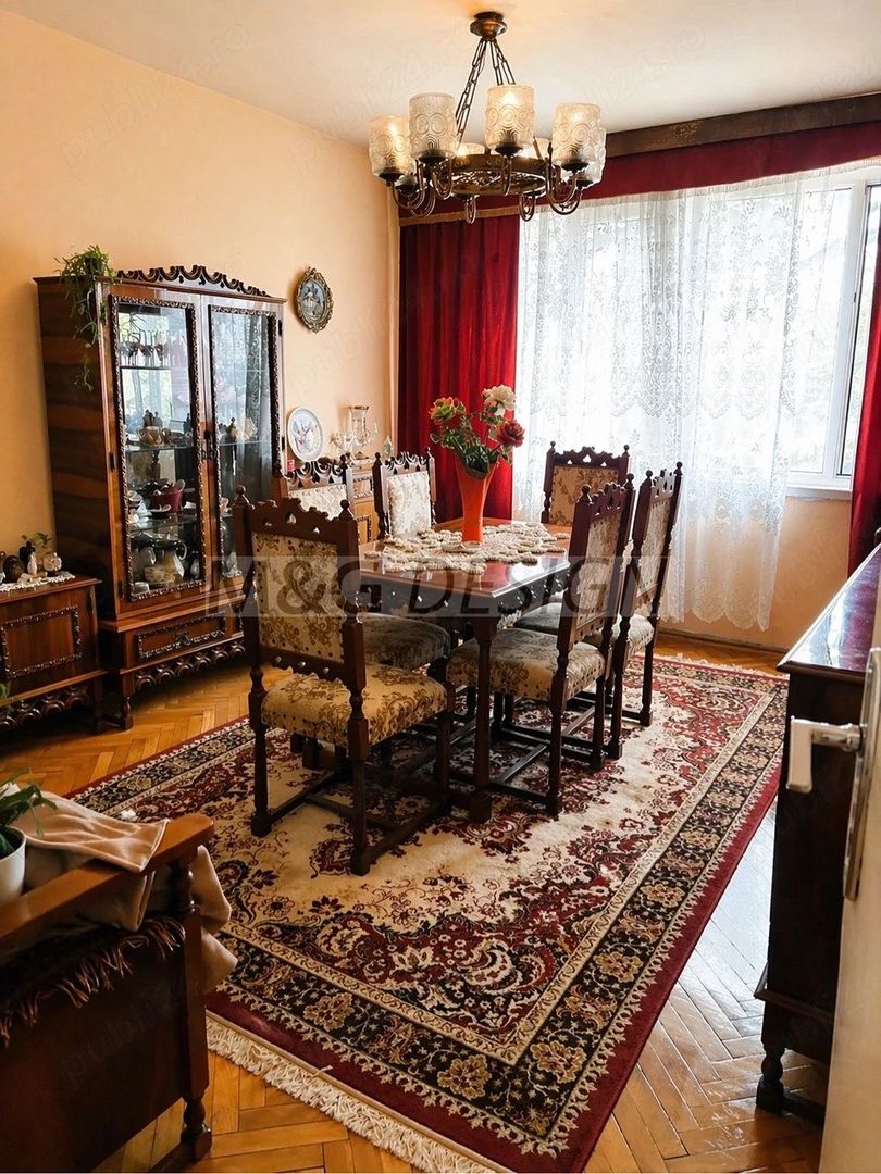 Circumvalatiunii-Bogdanestilor, etaj 1, 2 camere decomandat - Poză 2
