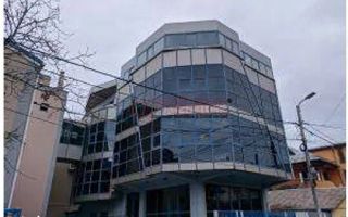 Spatiu comercial de inchiriat - Poză 1