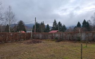 Teren deosebit pozitionat, cu livada, langa padure,  pe Valea Avrigului - Poză 7