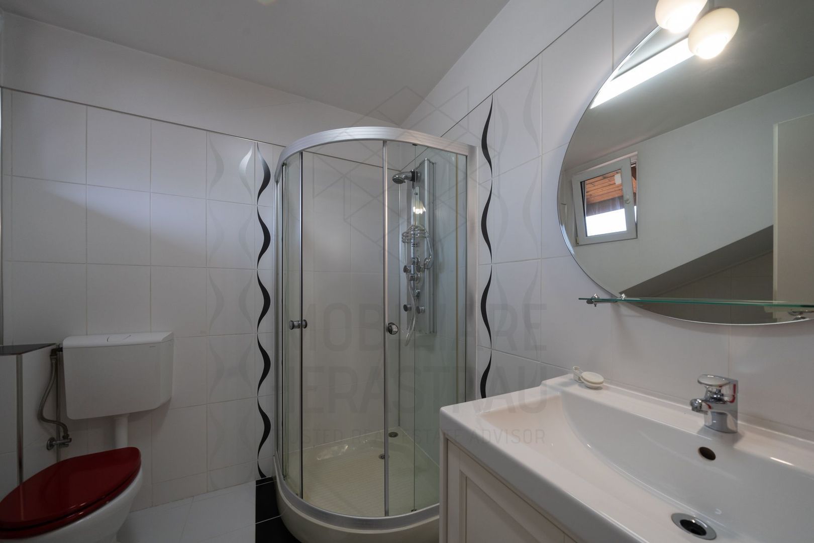 Casa spatioasa 515 mp langa metrou 1Mai - Poză 32