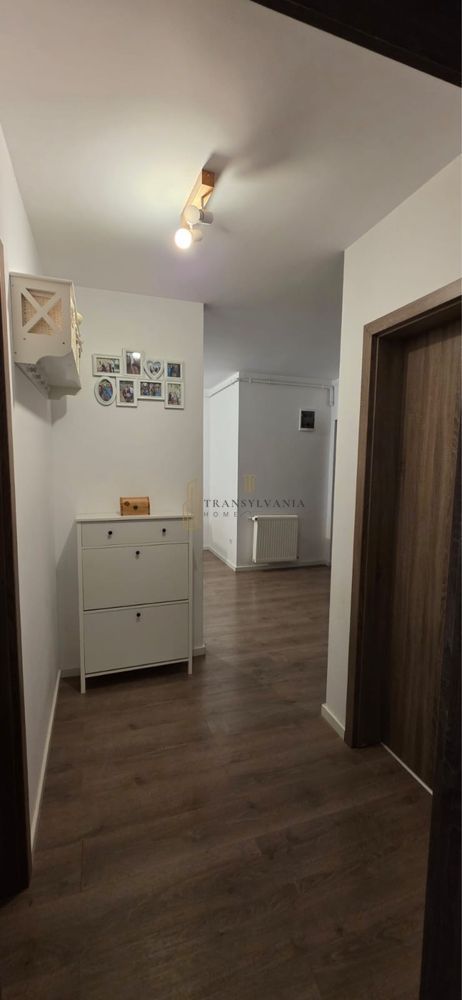 Apartament 3 camere, modern - Poză 8