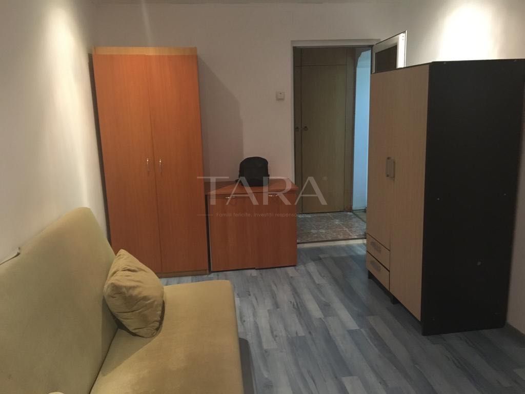 Apartament decomandat, 3 camere, Mănăștur. - Poză 1