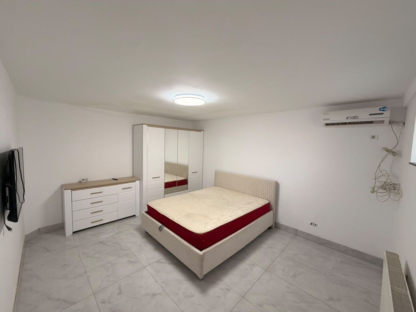 Garsonieră 25 mp | Centrală proprie | Loc de parcare | Unirii — fotografia 1
