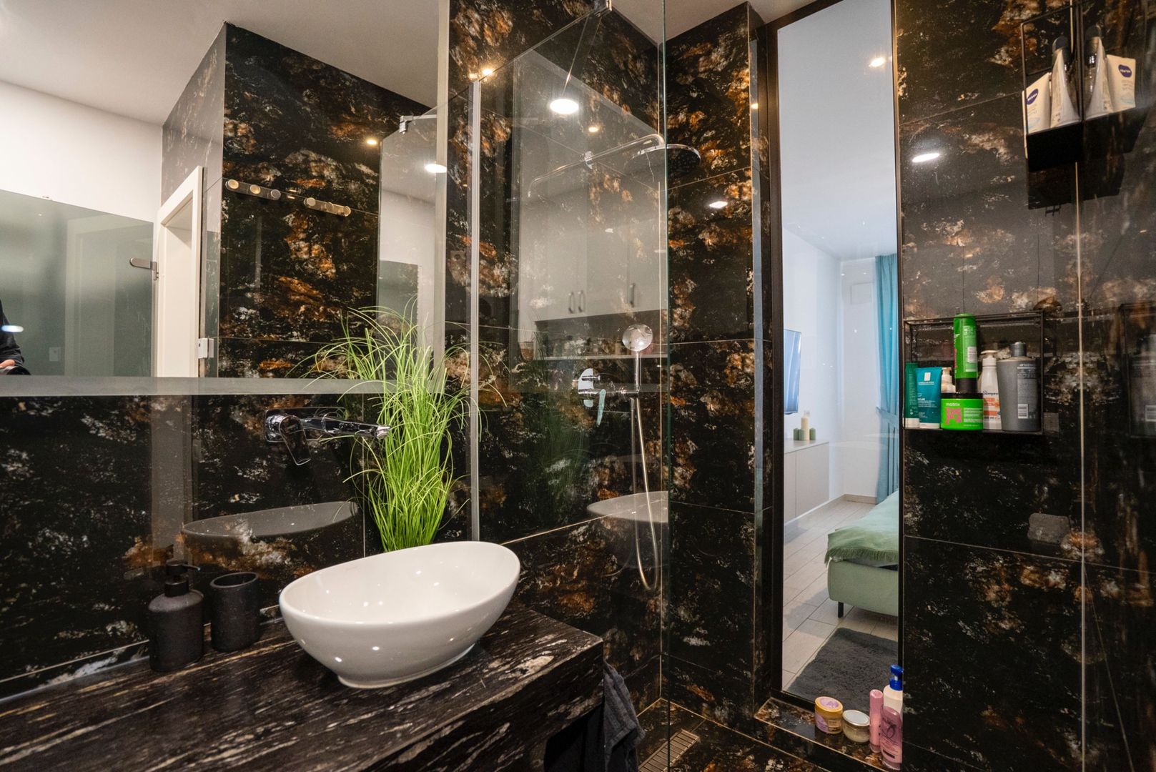 Apartment 3 camere, lux , zona Universității - Poză 9