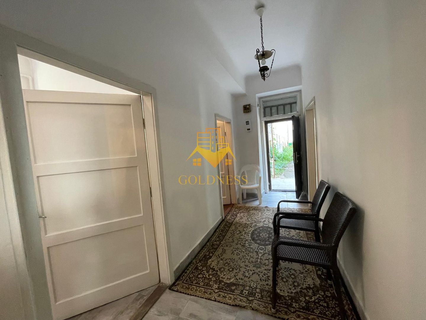 Casă 3 camere, Mihail  Kogalniceanu, Zona Ultracentrală, Curte 240 mp - Poză 3