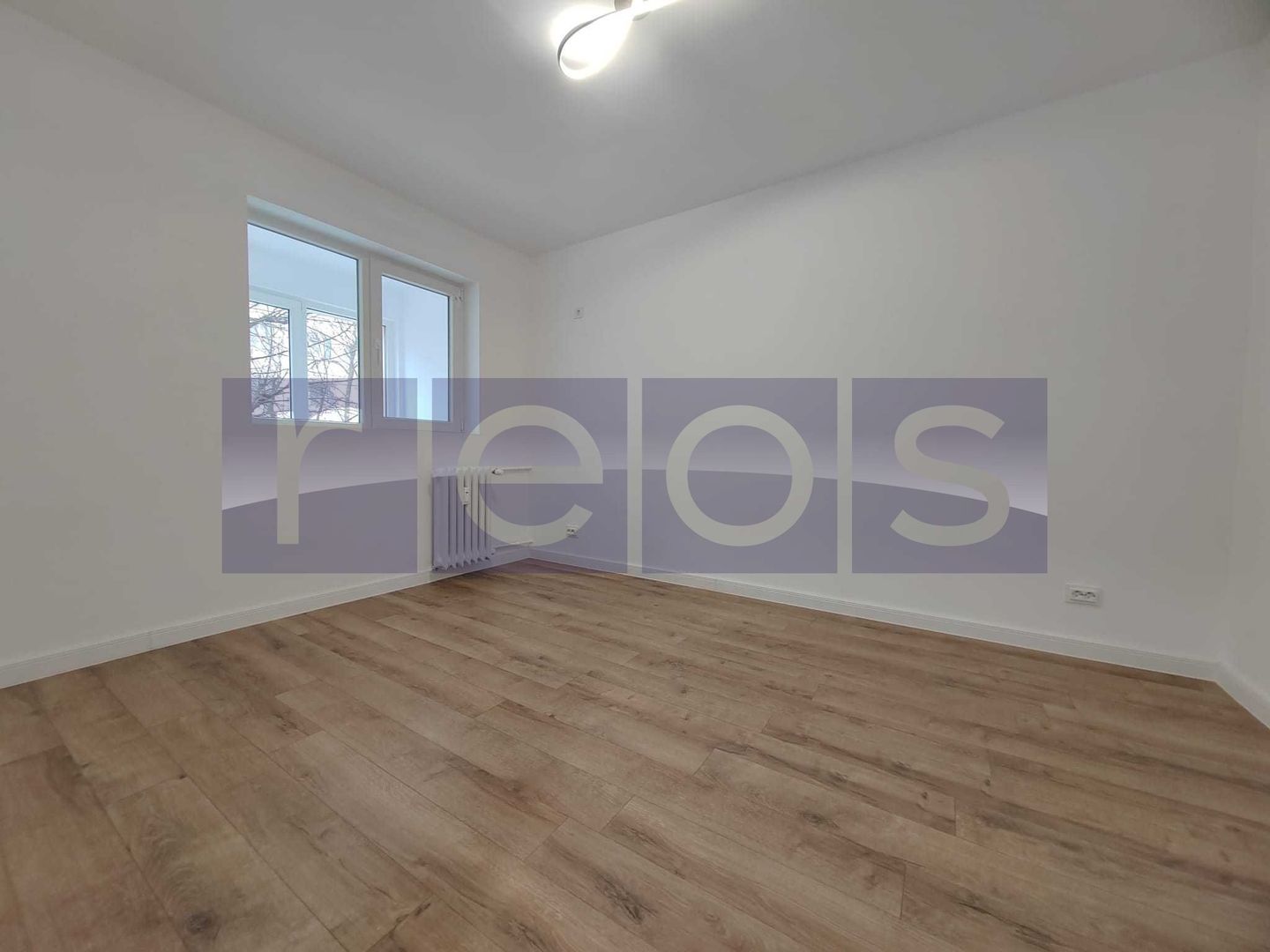VANZARE APARTAMENT 2 CAMERE 50MP Campia Libertatii - Baba Novac - Titan - Poză 3