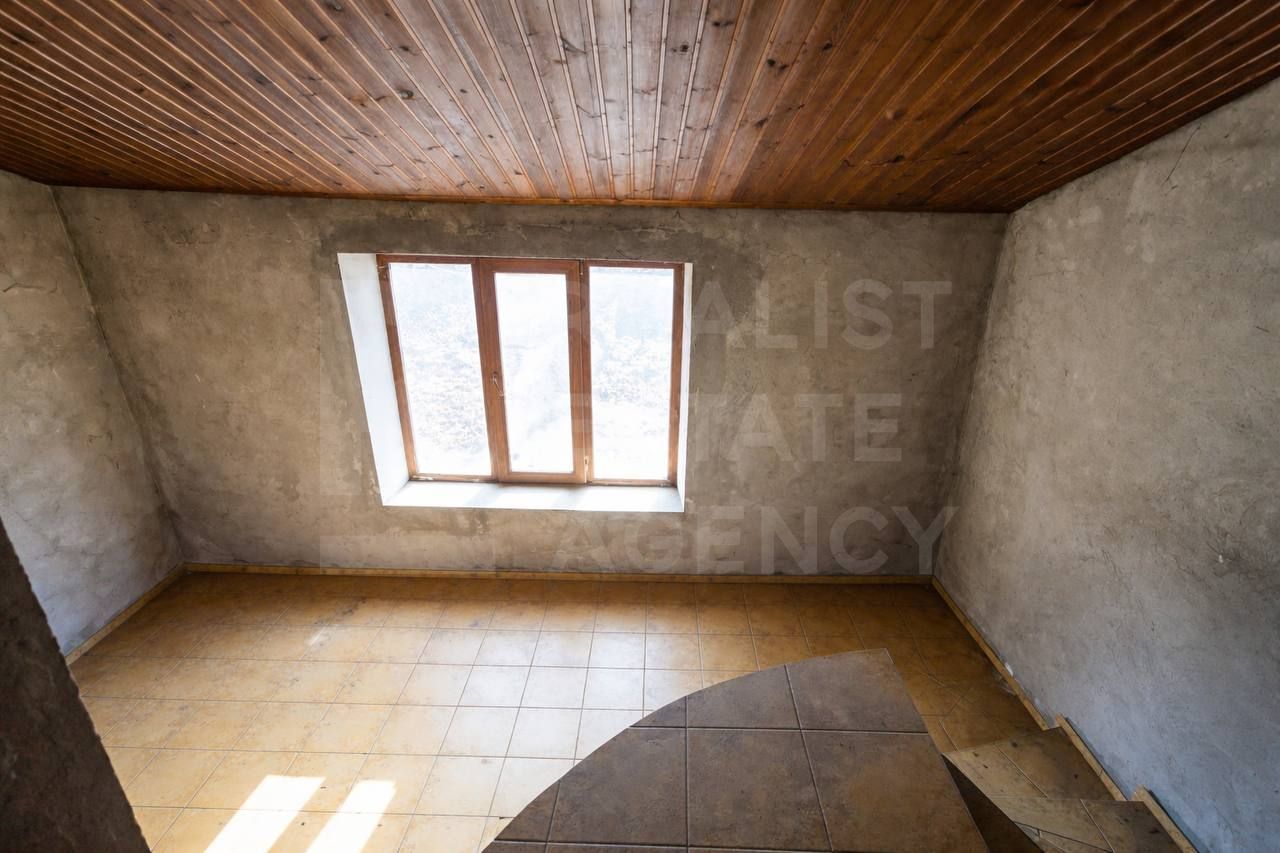 Vânzare, casă în 2 nivele, 8 camere, str. Vadul Humus, Vadul lui Vodă - Poză 5