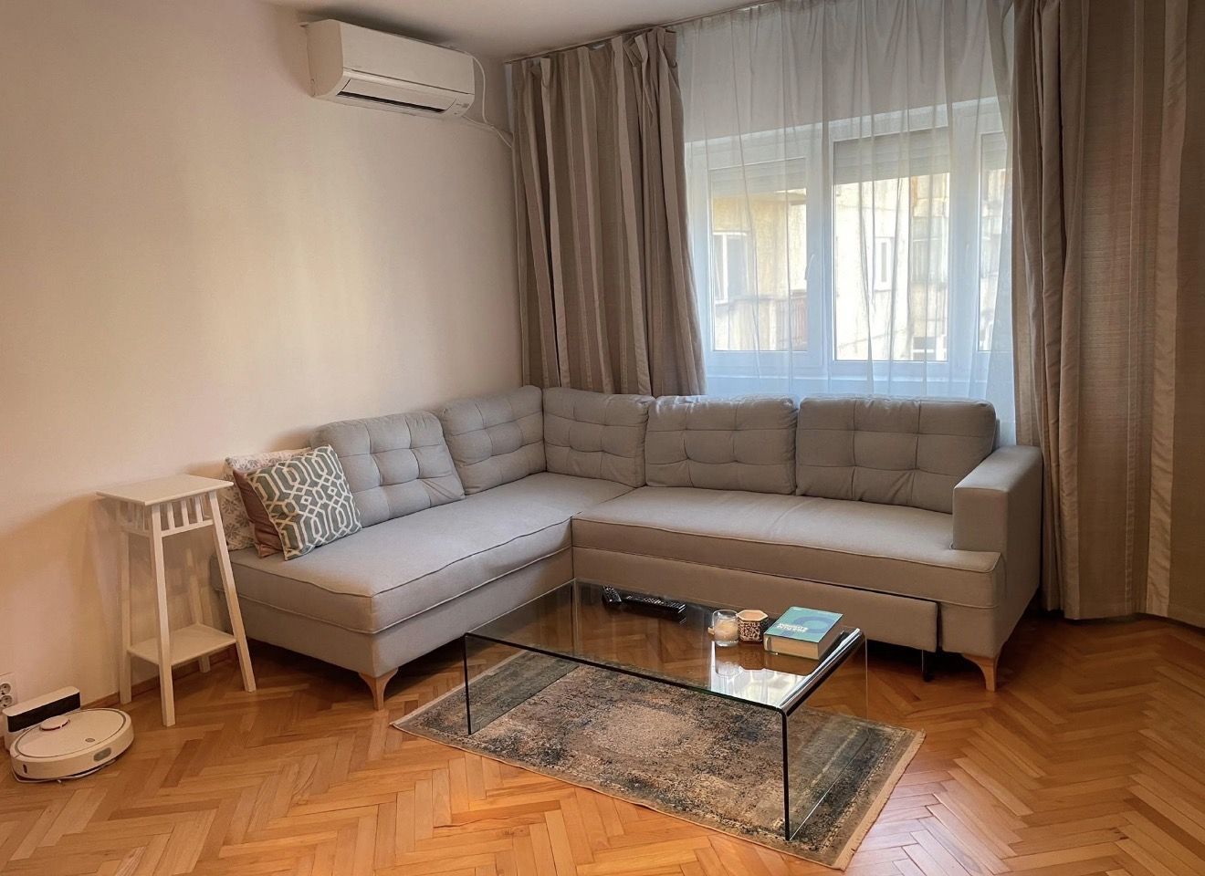 AP. 3 CAMERE - DOAMNA GHICA, BLOC REABILITAT, MOBILAT/UTILAT MODERN - Poză 1