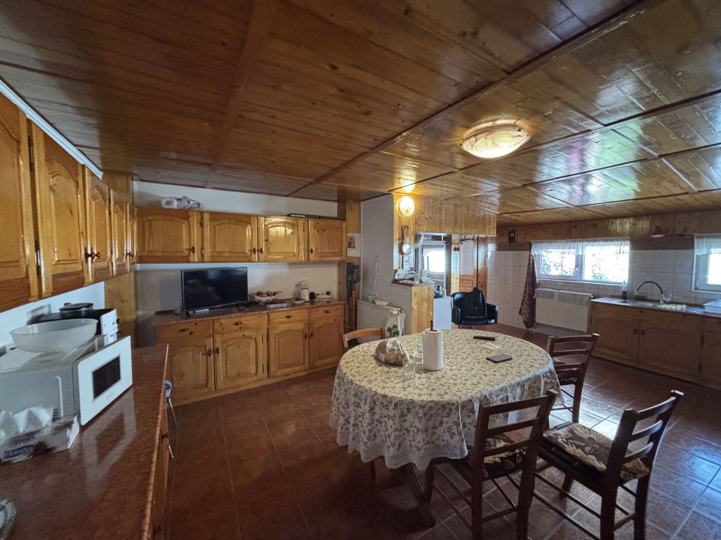 Casa cu teren și grădina zona Bogdanestilor - Poză 10