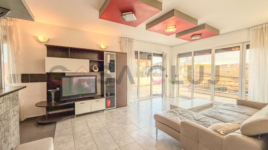 Penthouse | 60 mp | Terasa 60 mp | Etaj retras | Europa - Poză 1