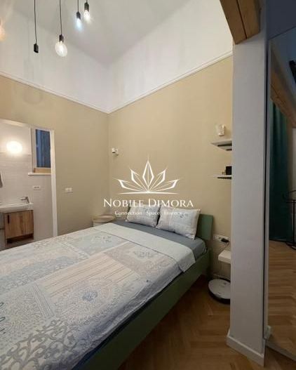 Apartament deosebit cu 3 camere - Central - potrivit pentru studenti - Poză 7