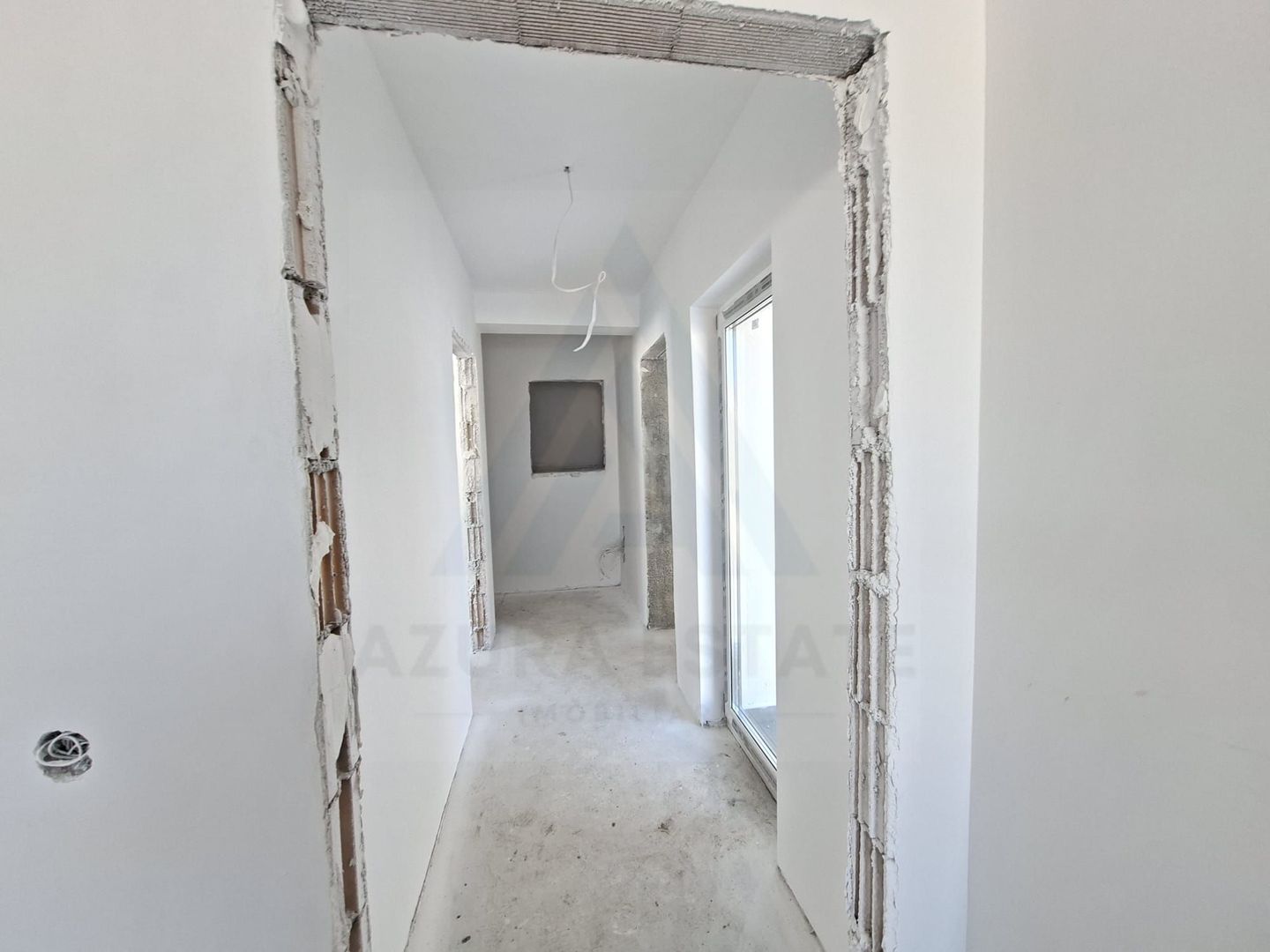 Casa moderna 3 camere 2 bai si curte 170 mp in zona Arhitectilor - Poză 12