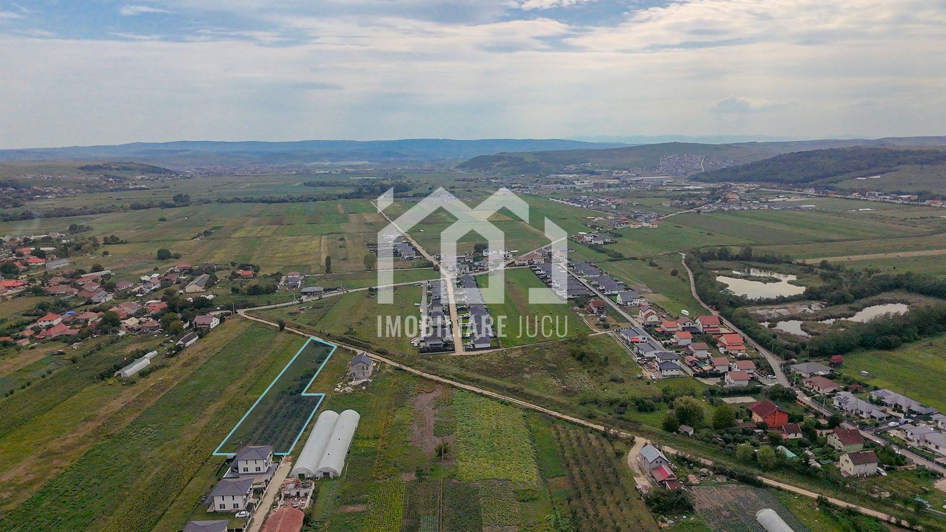 Teren intravilan 3599 mp, Jucu de Mijloc, ideal 3 case - Poză 1