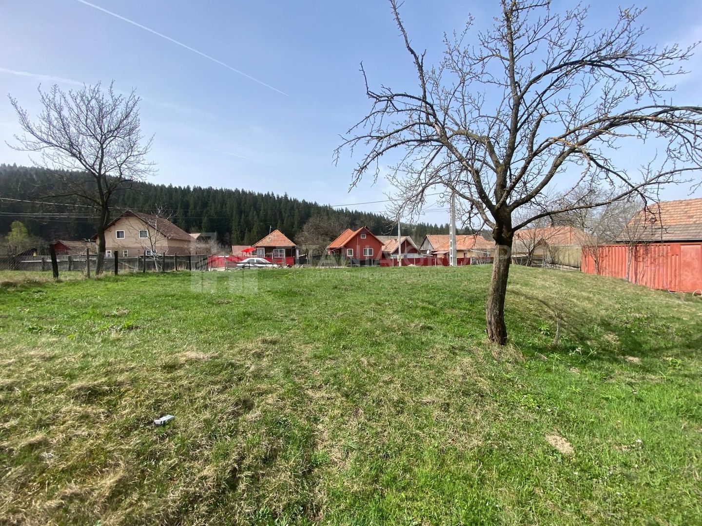 Teren intravilan, 1100 mp - Localitatea Zagon - Poză 6
