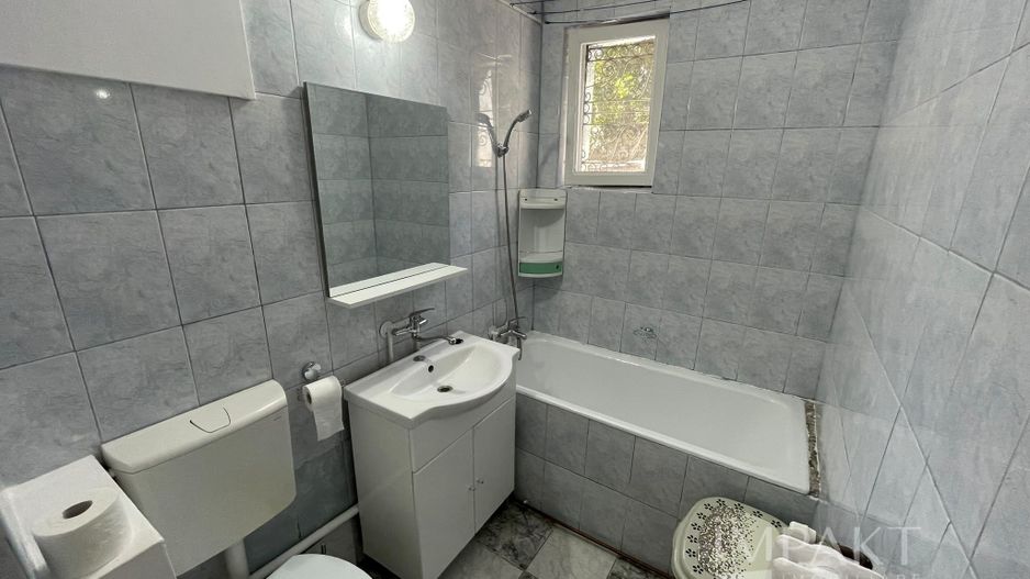 Apartament cu 2 camere, zona linistita. - Poză 4