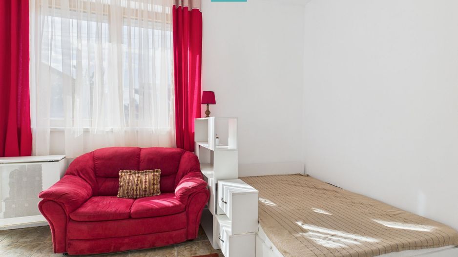 Apartament cochet și modern la casă în Grădiște - Poză 2