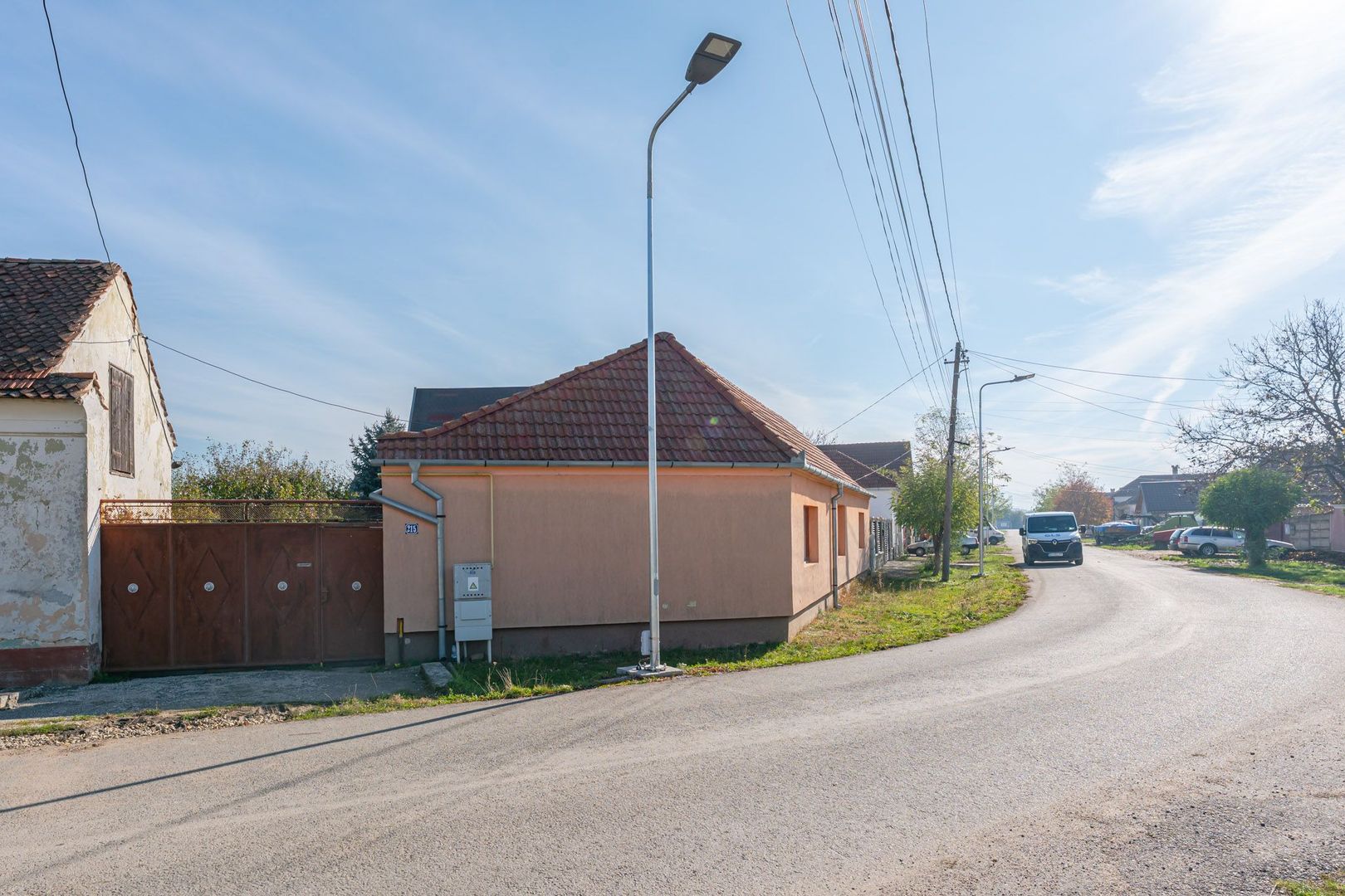 Casă individuală de renovare în Bod, Brașov - Poză 16