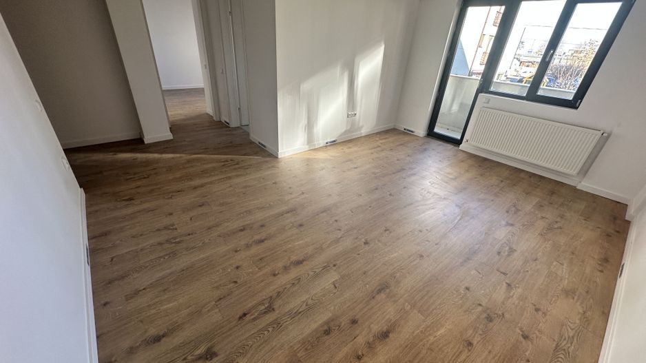 AP 2 CAMERE BLOC NOU, CENTRAL-LANGA MC, FINISAJE PREMIUM, COMISION 0% - Poză 1