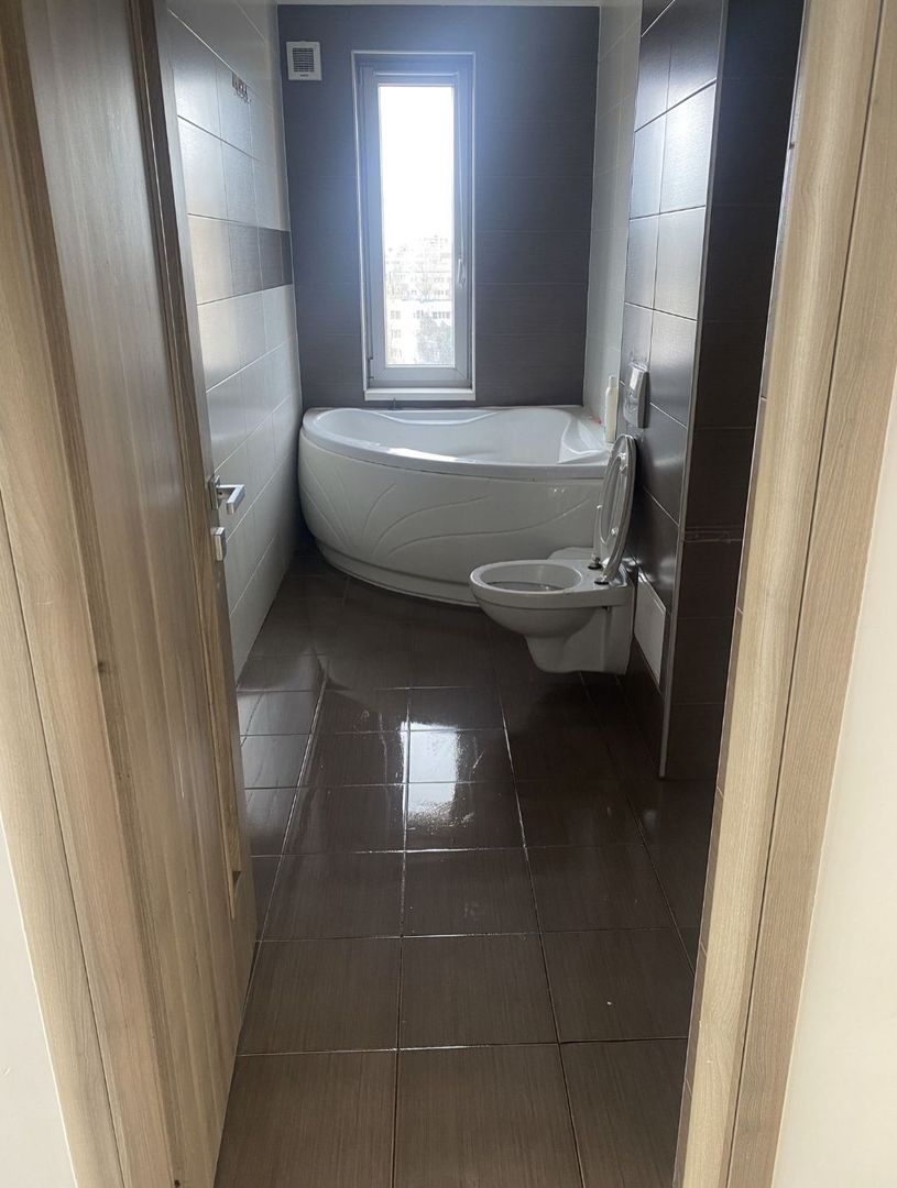 Tomis 3 apartament 3 camere - Poză 4